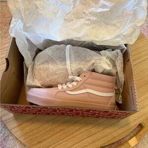 Vans Kids Light Pink High-Top Sneakers